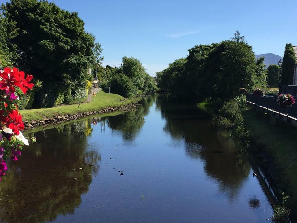 Thistledown - Ballina - Crossmolina - County Mayo - Sleeps 8 - Sister Property To Inglewood Экстерьер фото